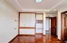 3 Bed Apartment with En Suite at Riverside Drive - 10