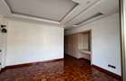 2 Bed Apartment with En Suite at Othaya Rd - 11