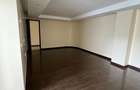 3 Bed Apartment with En Suite at Riverside - 13