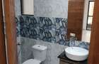 4 Bed Apartment with En Suite in Parklands - 14