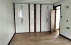 5 Bed Townhouse with En Suite in Lavington - 8