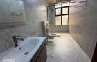 5 Bed House with En Suite at Rosslyn - 9