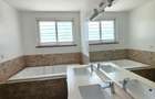 5 Bed Townhouse with En Suite at Lavington Green - 18