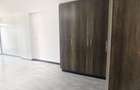 4 Bed Apartment with En Suite in Parklands - 11