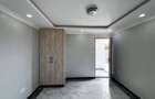 4 Bed House with En Suite at Riverside Drive - 10