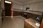 3 Bed Apartment with En Suite in Riverside - 7