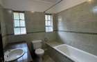 5 Bed Townhouse with En Suite in Rosslyn - 13