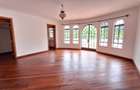 4 Bed House with En Suite in Nyari - 13