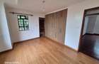 4 Bed House with En Suite in Runda - 10