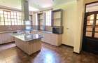 4 Bed Townhouse with En Suite at Rossylin Lone Tree - 9