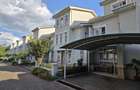 5 Bed Townhouse with En Suite at Lavington Road - 4