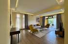 Serviced 2 Bed Apartment with En Suite in Spring Valley - 10