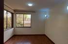 5 Bed Townhouse with En Suite at Lavington - 4