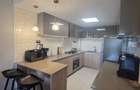 Serviced 2 Bed Apartment with En Suite in Riverside - 3