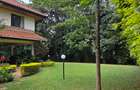 5 Bed House with En Suite at Rosslyn Park 01 - 4