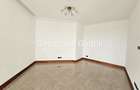 4 Bed Apartment with En Suite in Riverside - 3