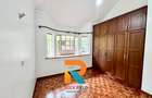 5 Bed Townhouse with En Suite in Rosslyn - 12