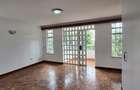 4 Bed House with En Suite at Rosslyn Heights - 11