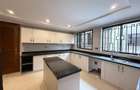 5 Bed Townhouse with En Suite at Lavington Green - 10