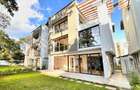 5 Bed Townhouse with En Suite in Lavington - 1