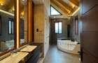 4 Bed House with En Suite in Runda - 17