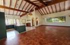 4 Bed House with En Suite at Lavington - 5