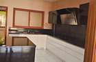3 Bed Apartment with En Suite at Parklands - 4
