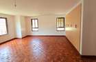 5 Bed Townhouse with En Suite at Lavington Green - 14
