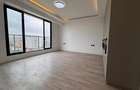 3 Bed Apartment with En Suite in Parklands - 7