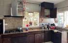 4 Bed House with Garden in Lavington - 5