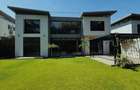 5 Bed Townhouse with En Suite in Runda - 1
