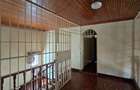 5 Bed House with En Suite in Runda - 16