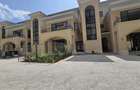 5 Bed Townhouse with En Suite in Lavington - 1