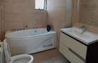 4 Bed Apartment with En Suite at Hatheru Road - 6
