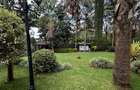 6 Bed House with En Suite in Nyari - 13