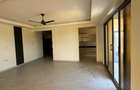 3 Bed Apartment with En Suite at Off Links Road - 15