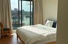 Serviced 2 Bed Apartment with En Suite at Riverside Drive - 11