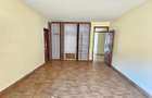 5 Bed Townhouse with En Suite in Kyuna - 13