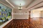 4 Bed Apartment with En Suite in Riverside - 10