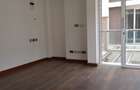5 Bed Townhouse with En Suite at Lavington Road - 7