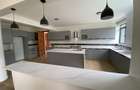 4 Bed Townhouse with En Suite in Ridgeways - 3