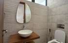 5 Bed House with En Suite in Nyari - 20