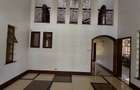 5 Bed House with En Suite in Runda - 10