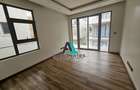 6 Bed Townhouse with En Suite in Lavington - 12