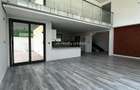 5 Bed Townhouse with En Suite in Lavington - 3