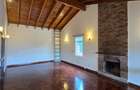 4 Bed House with En Suite in Runda - 17