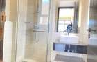 4 Bed Apartment with En Suite at Parklands - 11