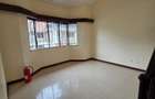 4 Bed Townhouse with En Suite at Grevilea Grove - 15