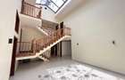 5 Bed Townhouse with En Suite in Brookside - 6