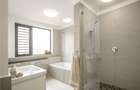4 Bed Villa with En Suite in Garden Estate - 7